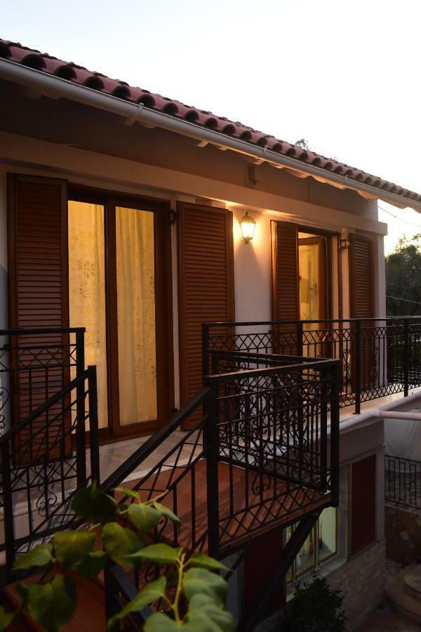 Nikoletta 5 Apartment Vlachopoulatika Exterior photo